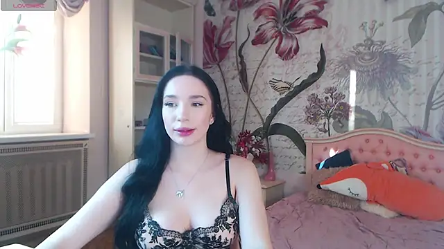 Snapshot of AliciaBow chatting on 02-24-25, 02:04 AliciaBow online show from 02-24-25, 02:04