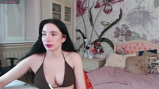 AliciaBow online show from 02-07-26, 04:04