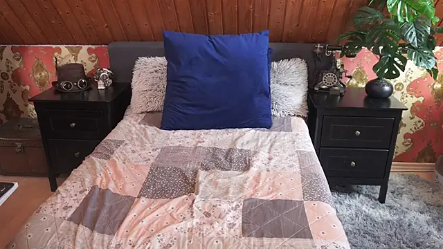 TessaWinter online show from 03-29-26, 02:30