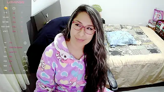 Snapshot of malishka18 chatting on 01-14-25, 04:47 malishka18 online show from 01-14-25, 04:47