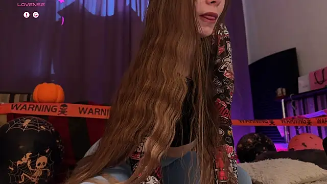 VeronikaAv online show from 10-27-25, 02:23