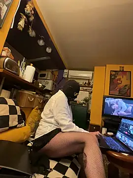 Snapshot of Nekazvainanikogo chatting on 02-11-26, 12:43 Nekazvainanikogo online show from 02-11-26, 12:43