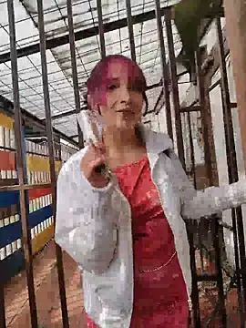 Snapshot of _Laary chatting on 02-04-26, 08:48 Laary online show from 02-04-26, 08:48