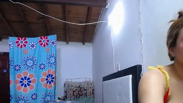 Nicolle Milf online show from 11-15-25, 07:07