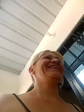 Nicolle Milf online show from 09-23-25, 06:37