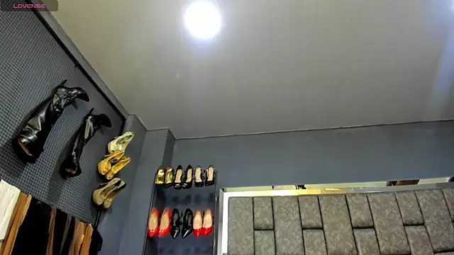 SSCARLETH  online show from 05-07-26, 11:46