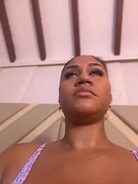 Snapshot of SSCARLETH_ chatting on 10-18-25, 11:34 SSCARLETH  online show from 10-18-25, 11:34