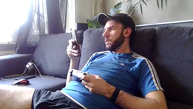 Snapshot of MckyD1cky chatting on 01-31-25, 02:07 MckyD1cky online show from 01-31-25, 02:07