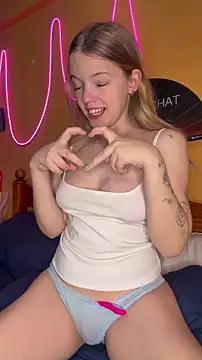 Snapshot of -veranito- chatting on 06-05-26, 03:11 -veranito- online show from 06-05-26, 03:11