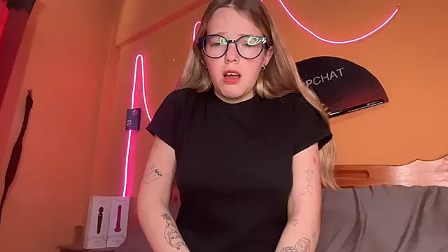 -veranito- online show from 12-15-25, 09:09