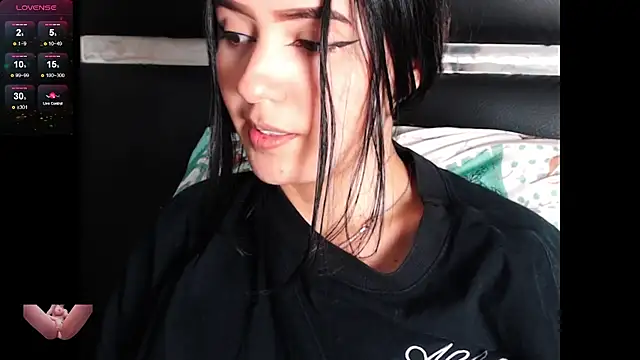 Danae 999 online show from 03-17-26, 11:30