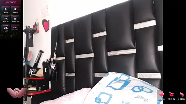 Danae 999 online show from 04-10-26, 11:01