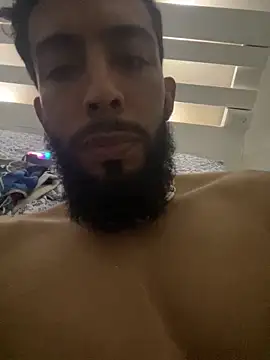 Alessandro  Rossi online show from 12-16-25, 06:01