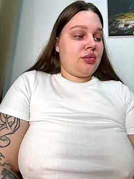 perfect sweety girl online show from 10-19-25, 06:43