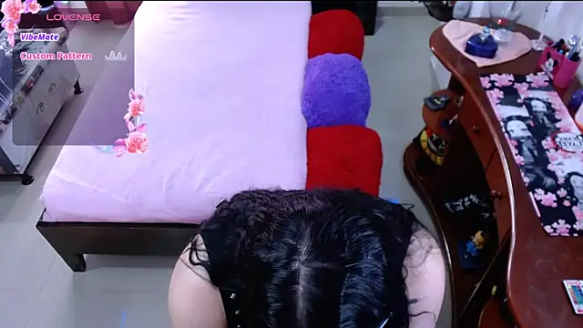 lufek23 online show from 02-27-25, 04:54