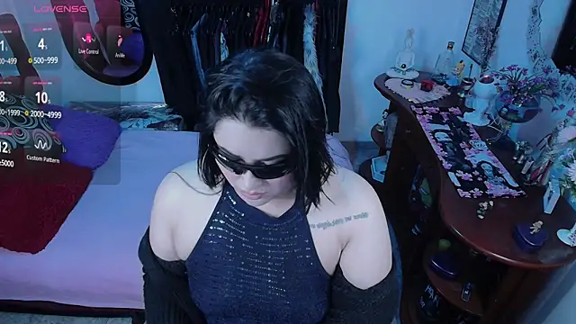 lufek23 online show from 03-18-26, 05:14