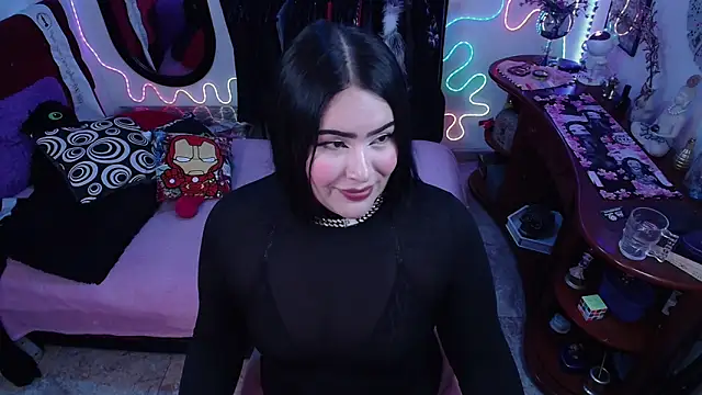 lufek23 online show from 04-14-26, 01:38