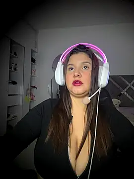 ValleryParker online show from 11-28-25, 07:41