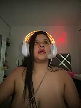 ValleryParker online show from 12-16-25, 02:38