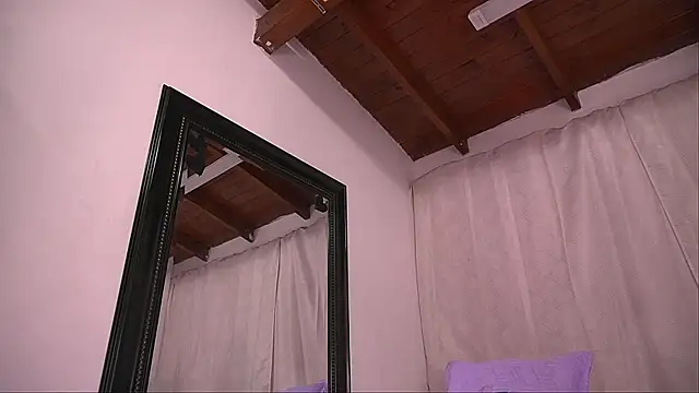 danna berlin  online show from 09-22-25, 07:20