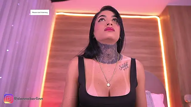 danna berlin  online show from 05-26-26, 07:23