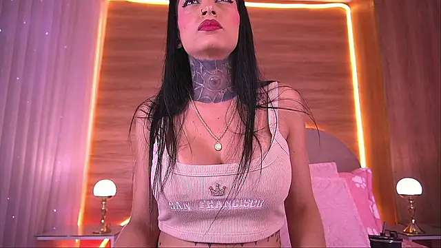 Snapshot of danna_berlin_ chatting on 02-19-26, 07:22 danna berlin online show from 02-19-26, 07:22