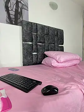 Natasharuso online show from 02-23-26, 09:32