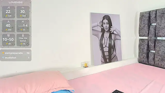 Natasharuso online show from 11-27-25, 12:05