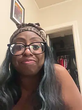 Goddesskarisma online show from 12-20-25, 03:20