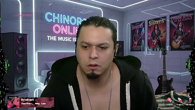 Snapshot of chino_roz chatting on 10-03-25, 03:46 chino roz online show from 10-03-25, 03:46