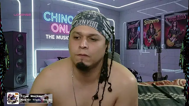 Snapshot of chino_roz chatting on 10-10-25, 07:20 chino roz online show from 10-10-25, 07:20