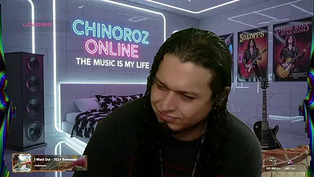 Snapshot of chino_roz chatting on 09-19-25, 05:44 chino roz online show from 09-19-25, 05:44