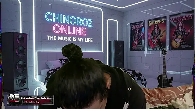 Snapshot of chino_roz chatting on 09-19-25, 05:50 chino roz online show from 09-19-25, 05:50