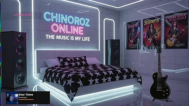 Snapshot of chino_roz chatting on 09-11-25, 02:06 chino roz online show from 09-11-25, 02:06