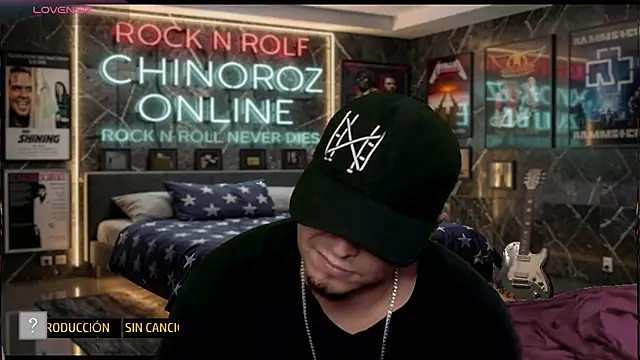 Snapshot of chino_roz chatting on 06-15-26, 11:04 chino roz online show from 06-15-26, 11:04