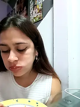 Latina sexy1 online show from 10-12-25, 02:35