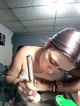 Latina sexy1 online show from 04-18-26, 11:16