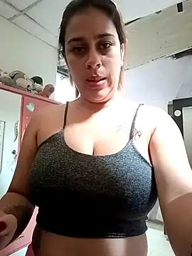 Snapshot of Latina_sexy1 chatting on 04-04-26, 01:28 Latina sexy1 online show from 04-04-26, 01:28