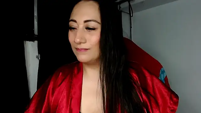 Snapshot of carolinalovee_ chatting on 01-21-25, 03:48 carolinalovee online show from 01-21-25, 03:48