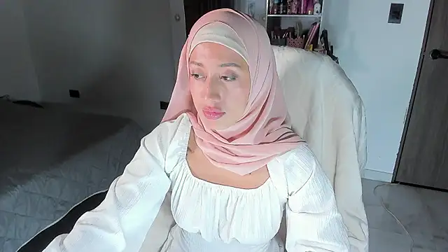 adila anich online show from 03-07-26, 01:01