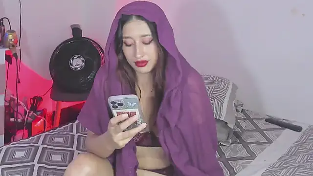 Snapshot of adila_anich chatting on 12-05-24, 02:58 adila anich online show from 12-05-24, 02:58