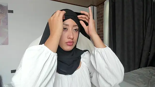 adila anich online show from 01-09-26, 08:16