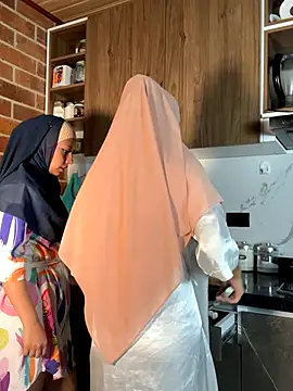 adila anich online show from 11-30-25, 03:18