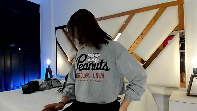 Aron cruz online show from 03-18-26, 01:02