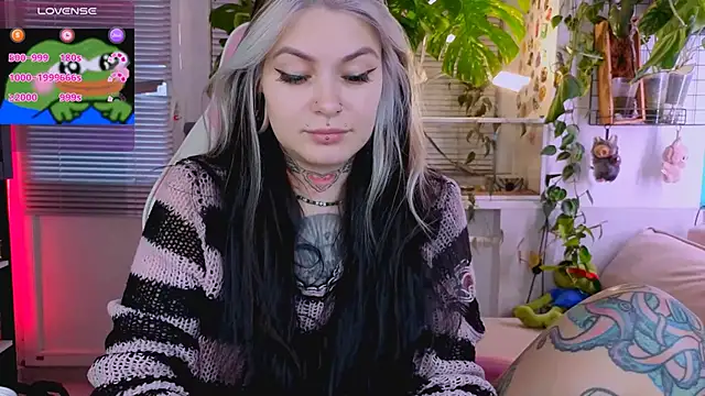 Snapshot of jelya_sg chatting on 11-02-25, 10:53 jelya sg online show from 11-02-25, 10:53