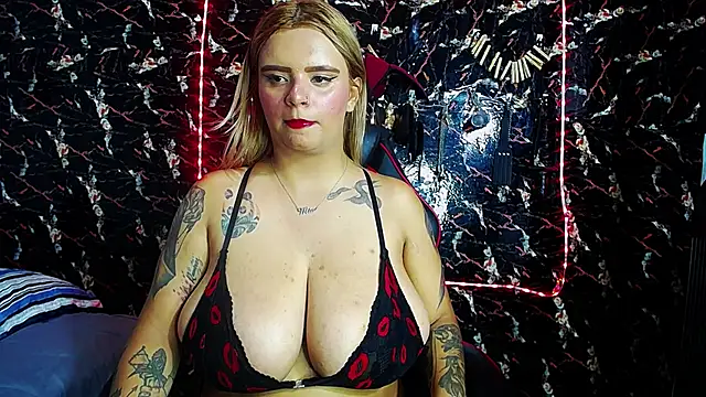 mia boobs hot online show from 11-07-25, 10:46