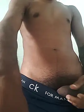 Snapshot of N-lS chatting on 02-01-26, 01:42 N-lS online show from 02-01-26, 01:42