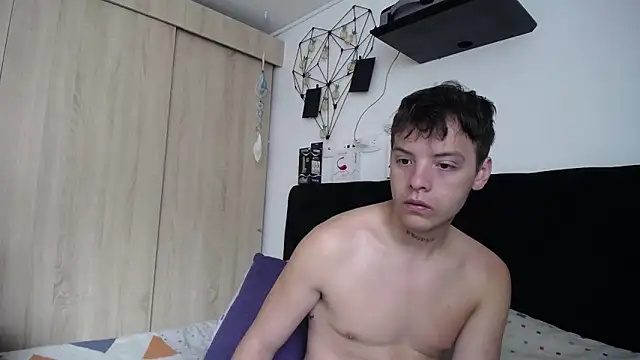 Santiago kiler online show from 09-14-25, 02:28