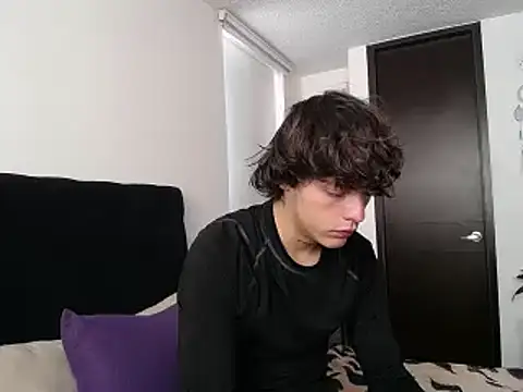 Santiago kiler online show from 03-11-25, 01:01