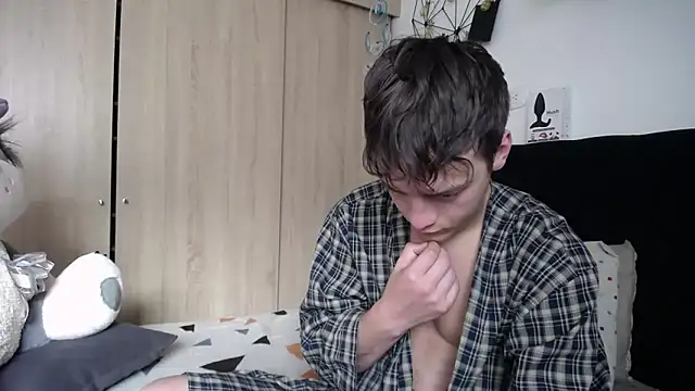 Santiago kiler online show from 09-25-25, 01:06